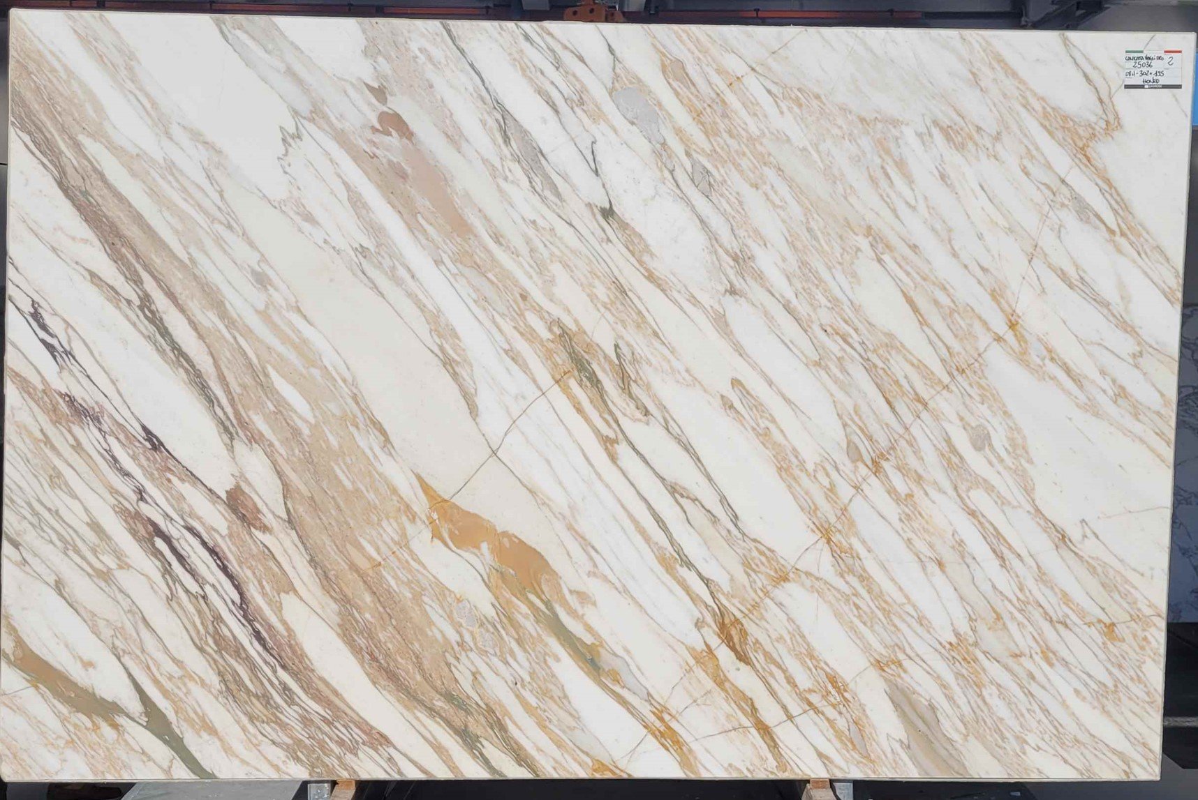 Calacatta Vagli Oro Extra Premium