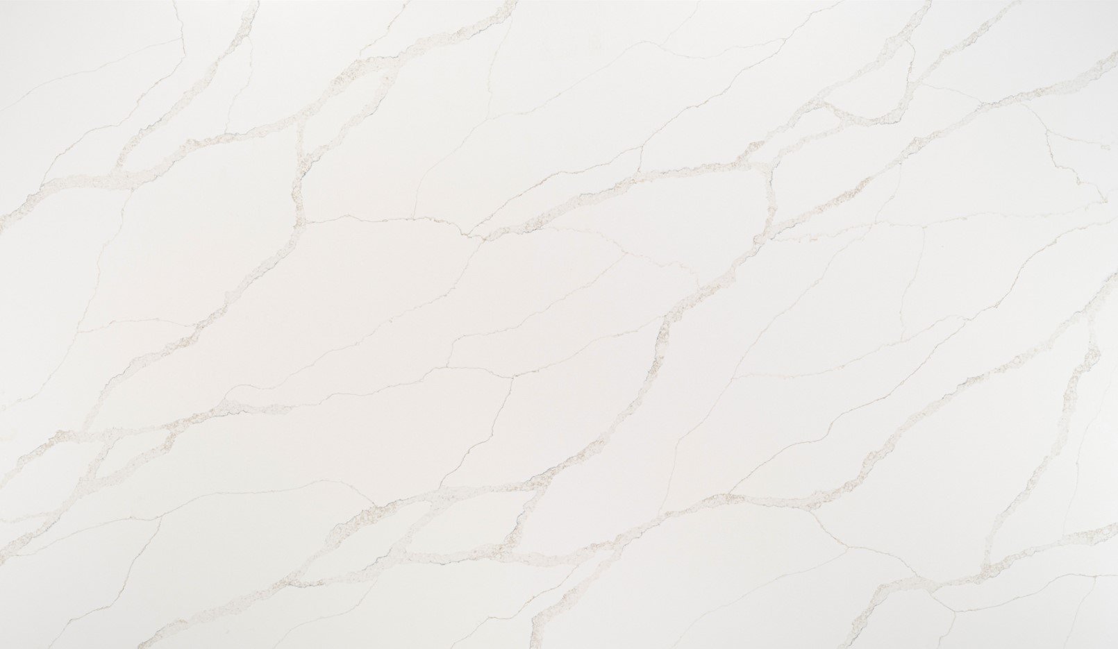 Stratus Quartz: Calacatta Lumiere
